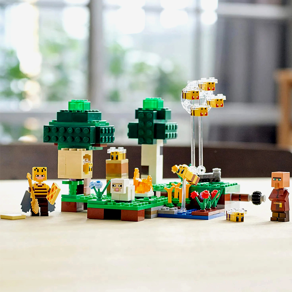 Comprar Lego Minecraft A Casa das Abelhas de LEGO